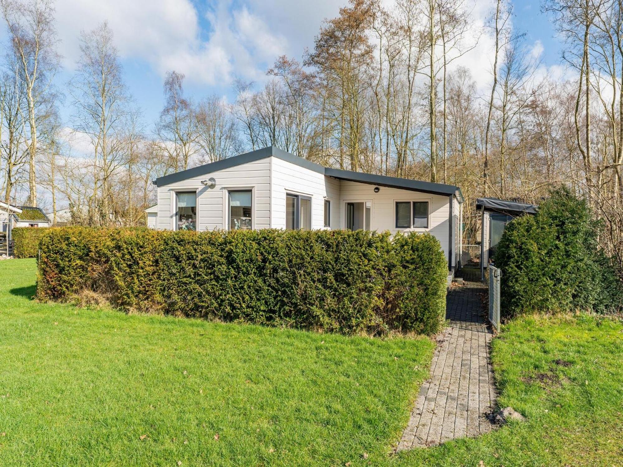 Cosy Holiday Home In Appelscha With Garden Buitenkant foto